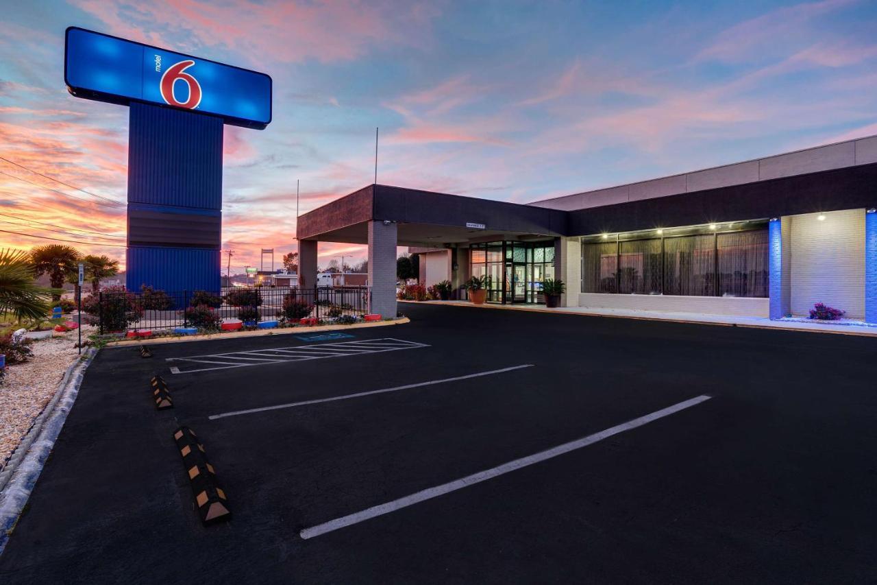 Motel 6 Burlington Exterior foto